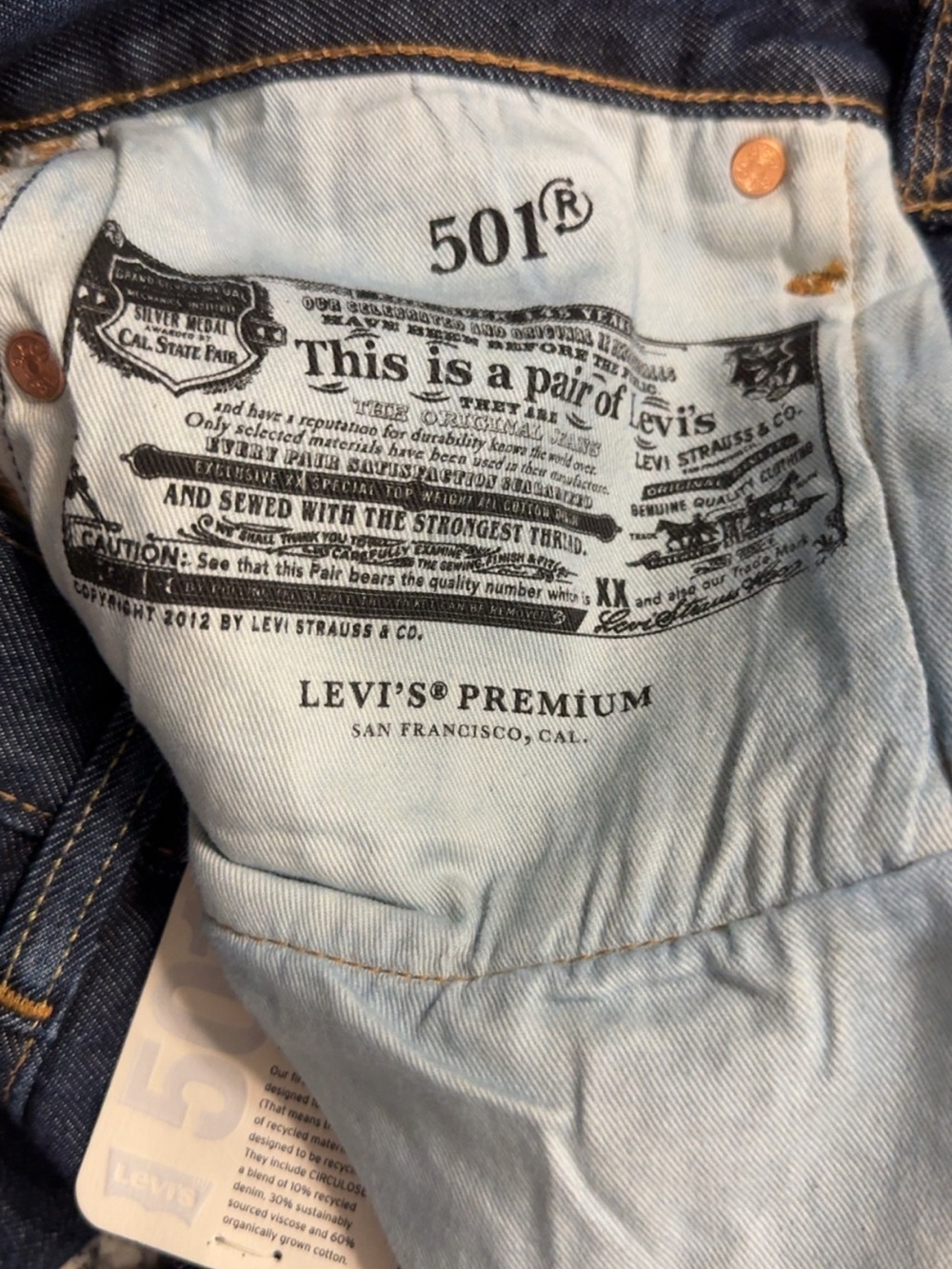 Levi’s Premium 501 High Rise Straight Leg Women's Denim Jeans NWT - Picture 6 of 8